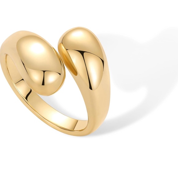 Neiman Marcus 14K Gold Plated Chunky Open Twist Stackable Ring - Picture 6 of 8